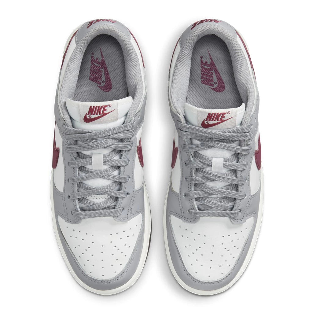 Nike Dunk Low 淡灰酒红勾 Grey White
