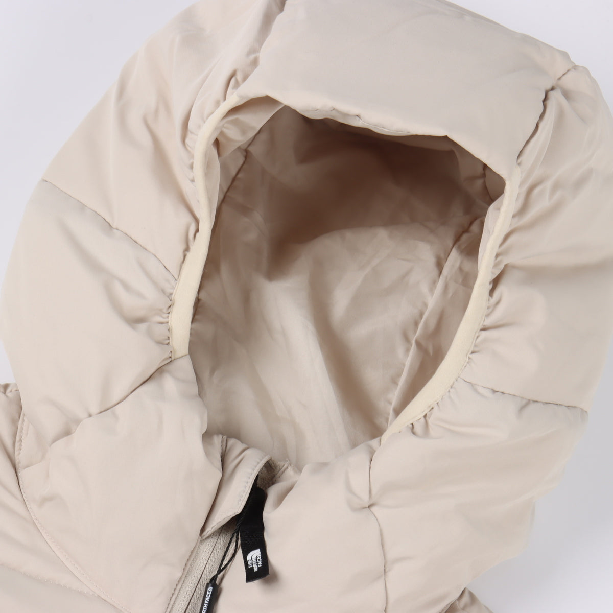 【預購5-7天發貨】THE NORTH FACE 輕量防連帽羽絨外套 800蓬鵝絨填充