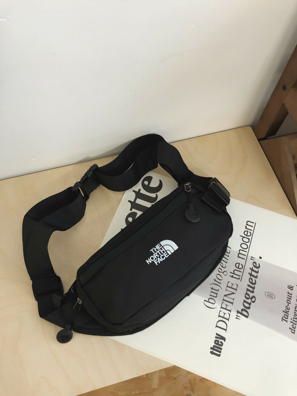 The North Face 北臉 男女款 LOGO腰包
