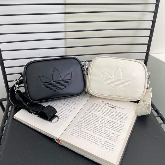 Adidas 側背包 斜背包 小包