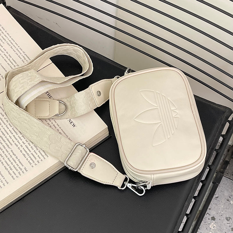 Adidas 側背包 斜背包 小包
