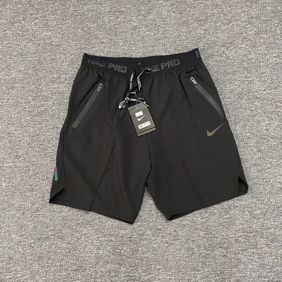 NIKE 冰絲彈力短褲 速乾